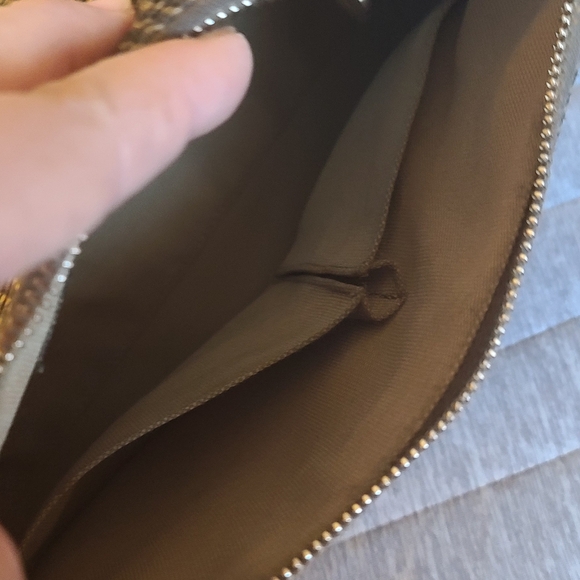 Eric Javits Tan Shoulder Bag - Picture 5 of 12